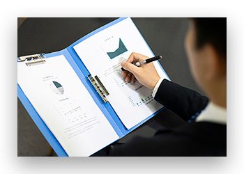 千庫網(wǎng)_商務(wù)會(huì)議記錄手勢(shì)攝影圖_攝影圖編號(hào)80127