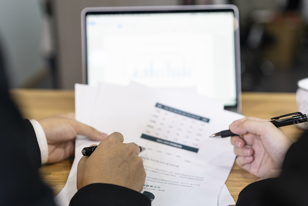 如何在國(guó)內(nèi)經(jīng)營(yíng)注冊(cè)的香港公司