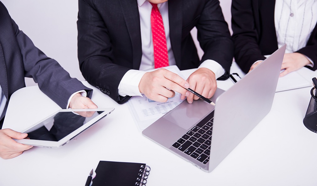 公司注冊(cè)香港，不在香港開(kāi)戶可以嗎?